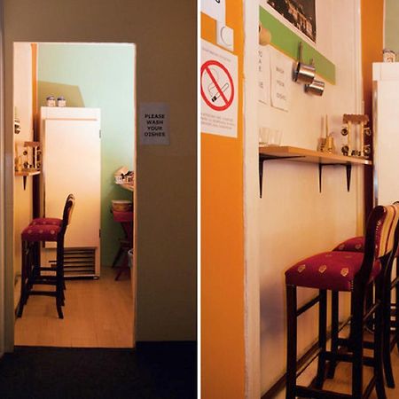 Central Station Hostel Belgrado Buitenkant foto