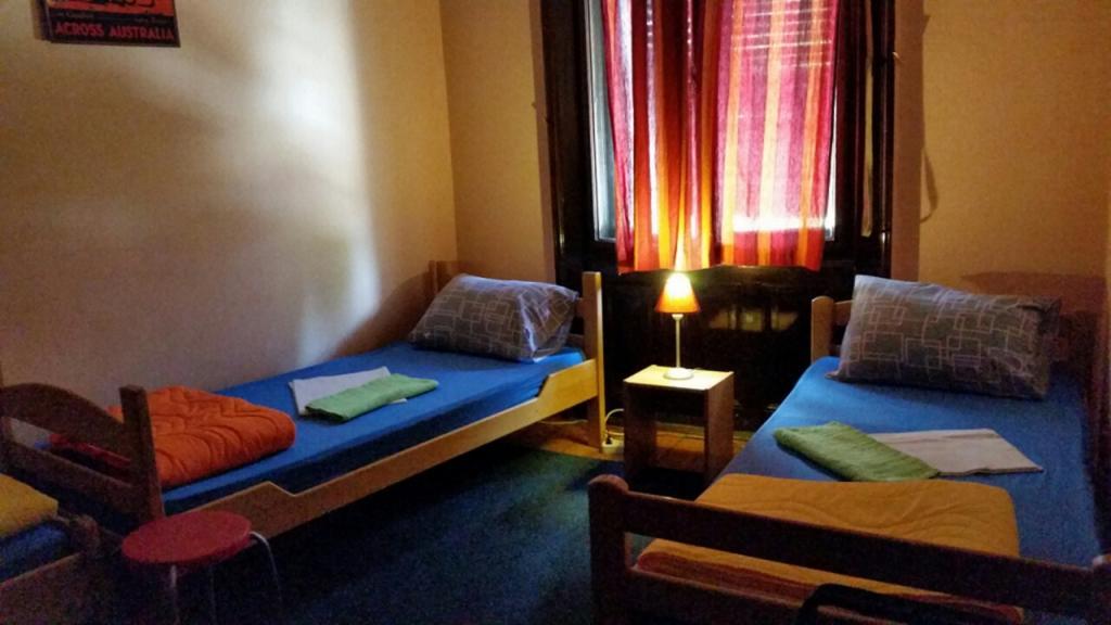Central Station Hostel Belgrado Kamer foto