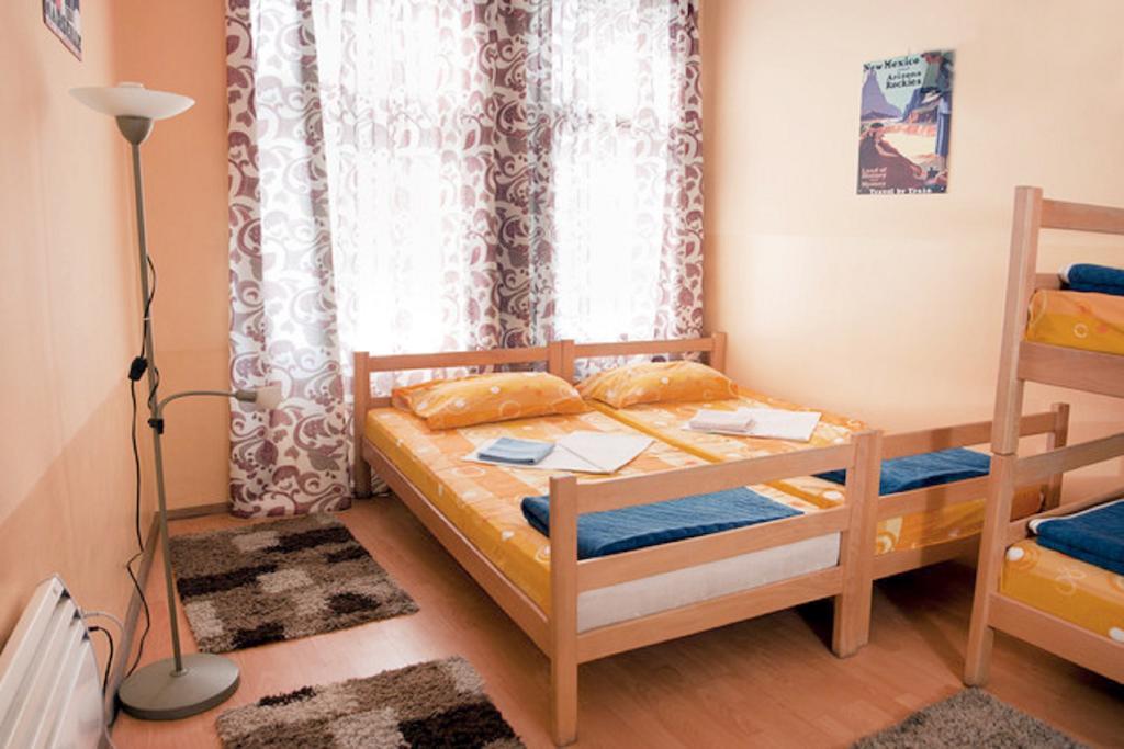 Central Station Hostel Belgrado Buitenkant foto